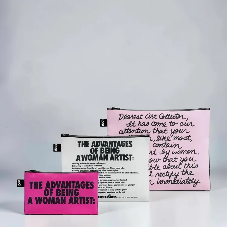 Imagem do produto  Loqi Bolsas Zip Pocket Guerrilla Girls - Dearest Art Collector And The Advantages Of Being A Woman