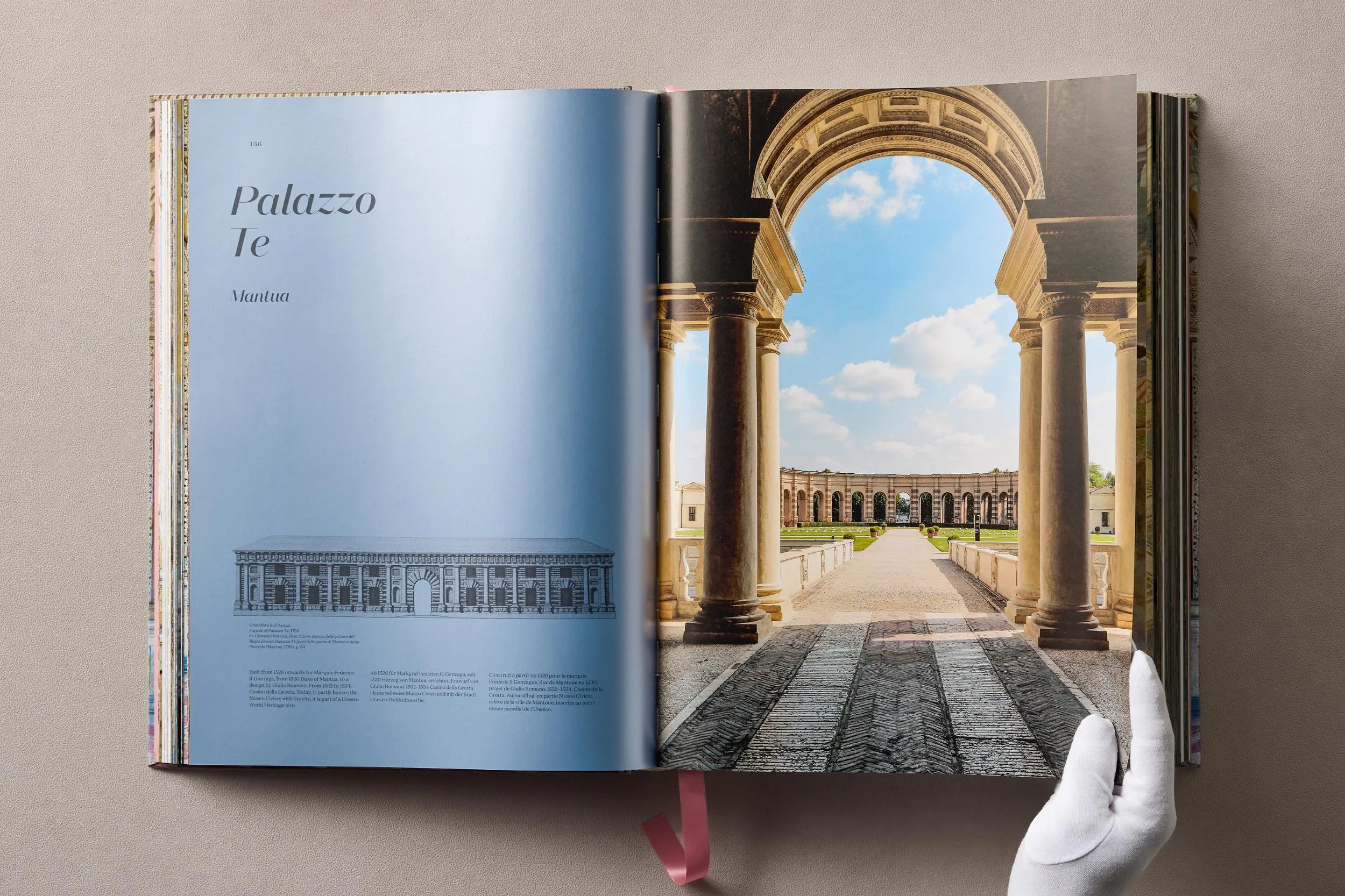 Massimo Listri. Italian Palaces. (EN, FR, DE) - Image 9