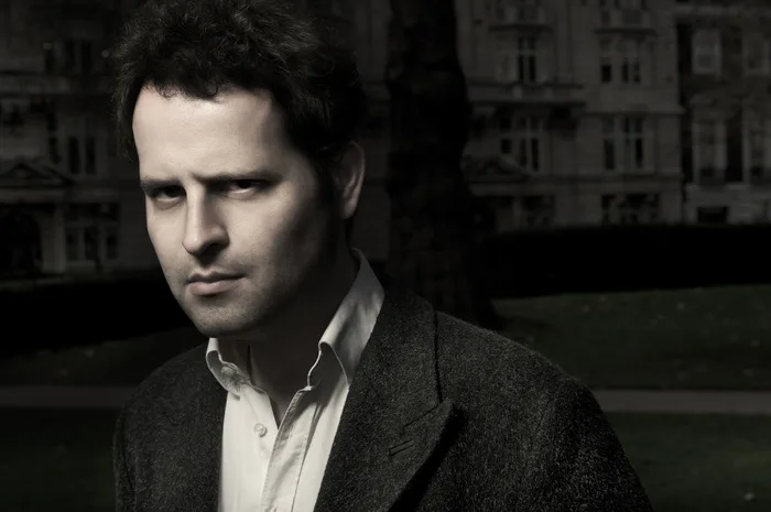 Fotografia do autor Adam Kay