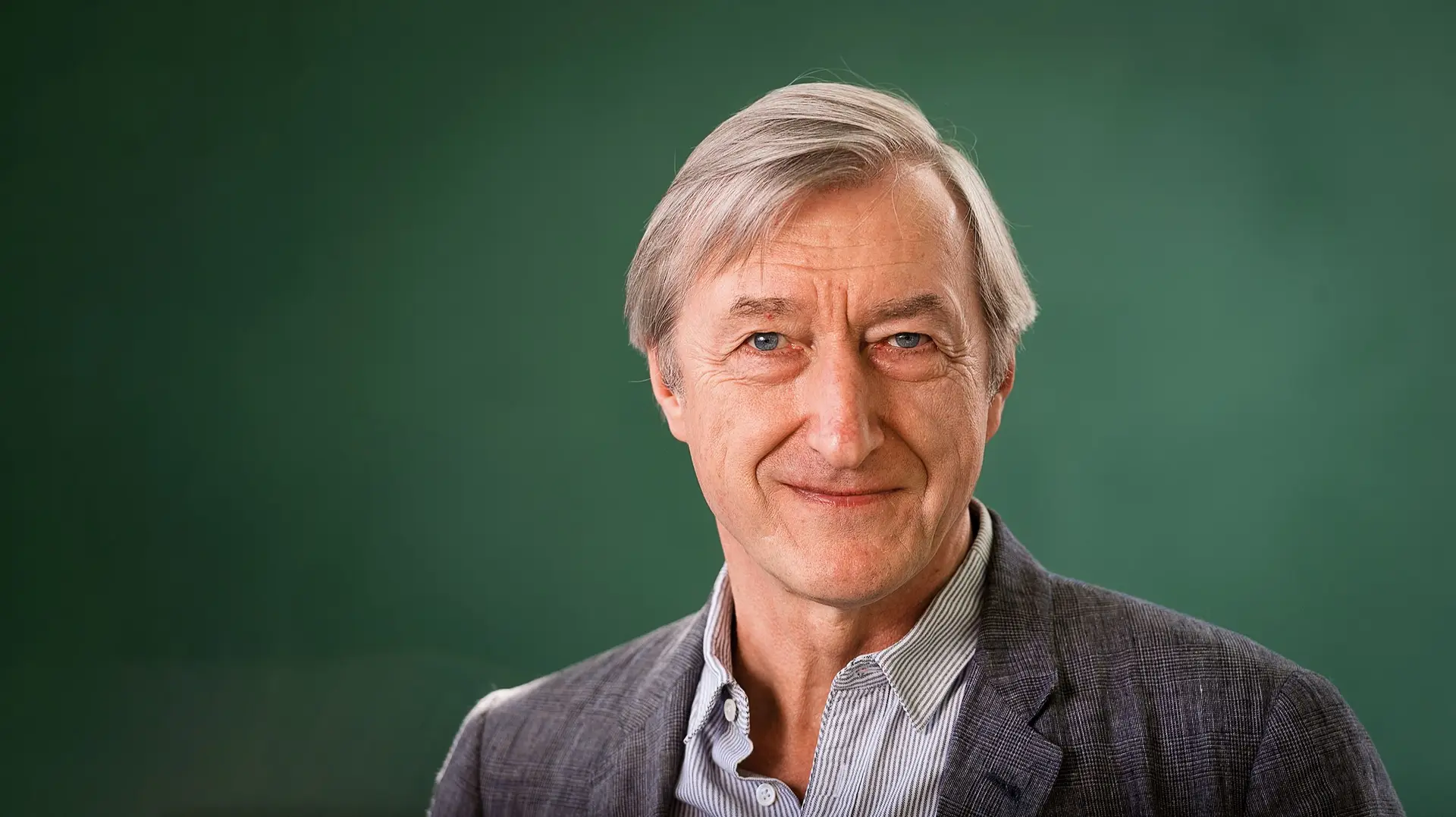 Julian Barnes