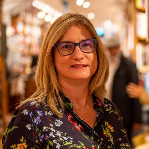 Tracy Darnton