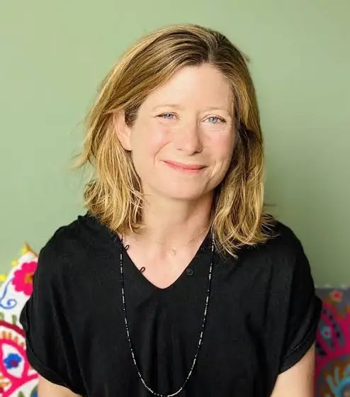 Jo Marchant