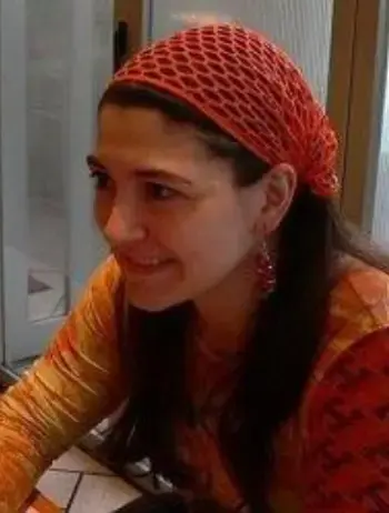 Nora Sakavic