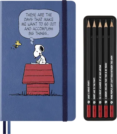 Imagem do produto  Moleskine Gift Box Caderno Capa Dura Grande Pautado e 5 Lápis Peanuts Snoopy